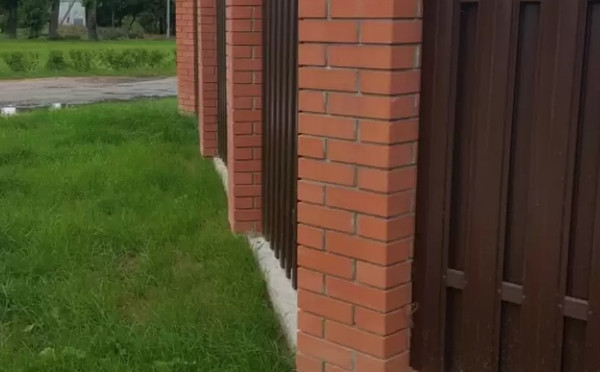 Изображение товара Кирпич пустотелый РуБелЭко гладкий 250x120x65мм / КСПГ4-Ф (клинкер)