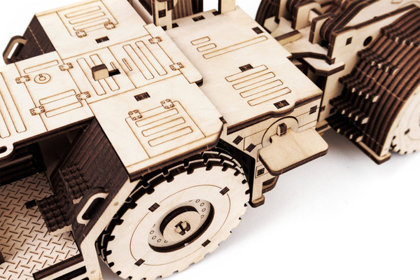 Изображение товара Погрузчик игрушечный EWA МоАЗ-4075