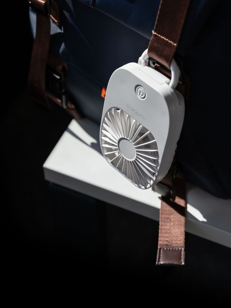 Изображение товара Вентилятор Rombica Flow Handy Fan IV / R2D2-062 (синий)