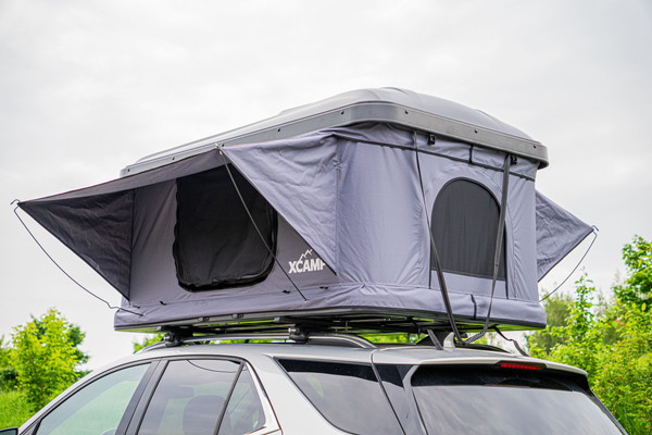 Изображение товара Палатка на крышу автомобиля Xcamp T10 (серый)