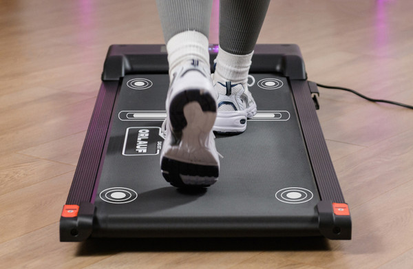 Изображение товара Электрическая беговая дорожка Orlauf Fitness Waldo 14404