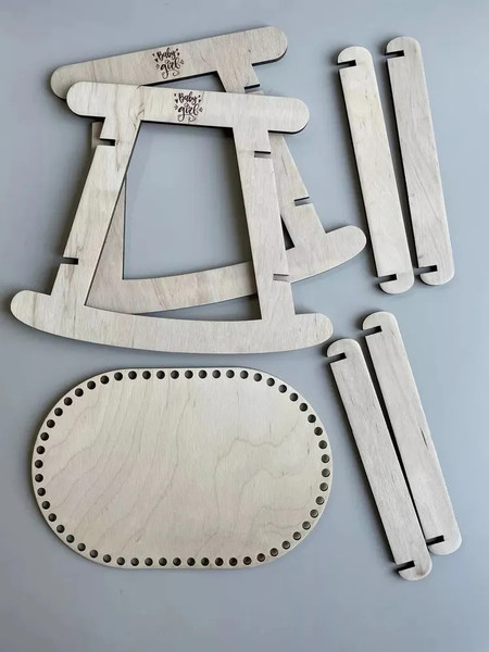 Изображение товара Аксессуар для пупса ОМурМебель Качалка с гравировкой 30x20см