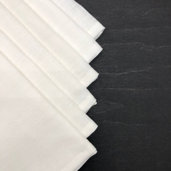 Изображение товара Набор сервировочных салфеток ОМурМебель с держателем Кролик в яйце (6шт, белый)