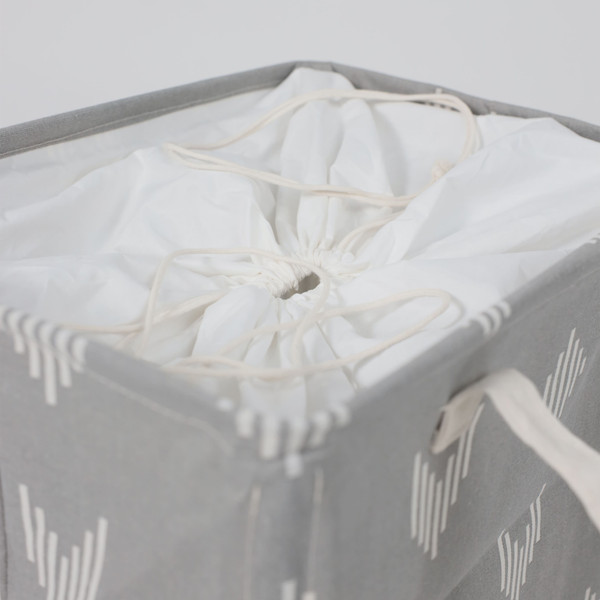 Изображение товара Корзина для белья AksHome Becky (серый/стрелы)