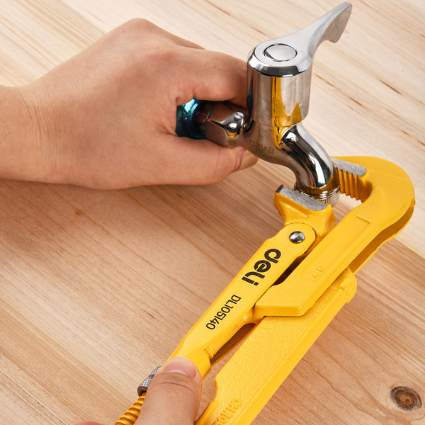 Изображение товара Гаечный ключ Deli EDL105140 (желтый)