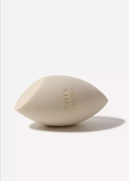 Изображение товара Спонж для макияжа Shik Make-up sponge скошенный