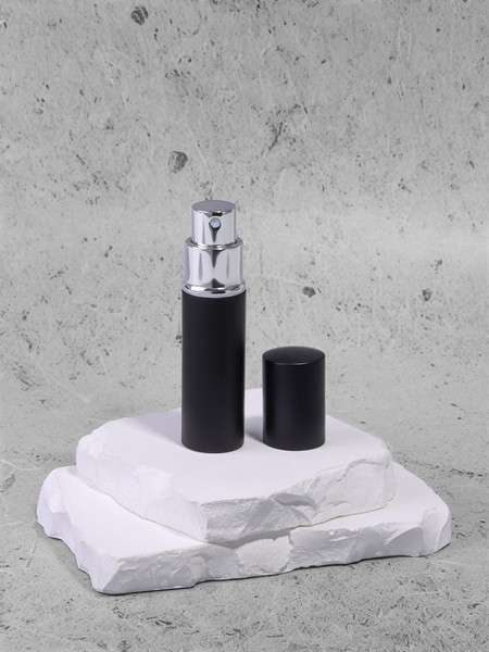 Изображение товара Атомайзер для парфюма Onlytop 6944486 (черный)