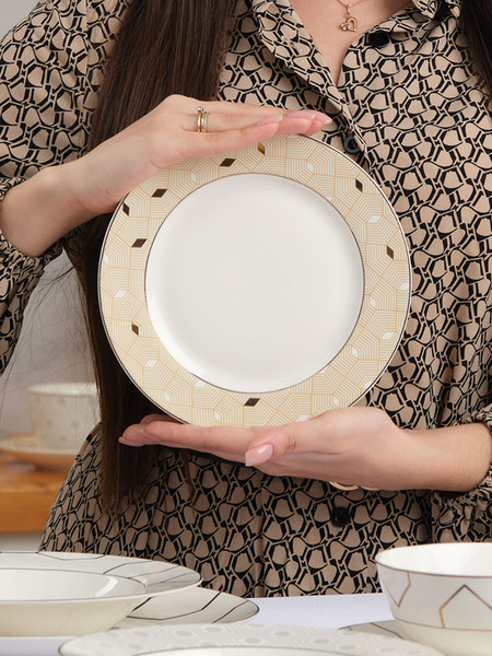 Изображение товара Тарелка закусочная (десертная) Nadoba Mari Gold 901312