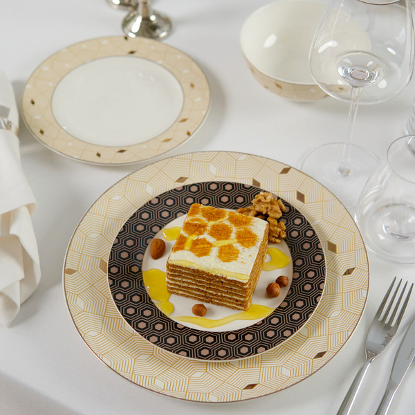 Изображение товара Тарелка закусочная (десертная) Nadoba Mari Gold 901312