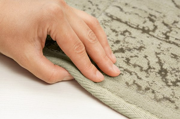 Изображение товара Ковер Karven Nostalji 120х180 / KV 033 (бежевый, с противоскользящей подстилкой 2001/2 100х150)