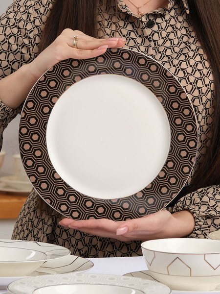 Изображение товара Тарелка столовая обеденная Nadoba Mari Anna 901510