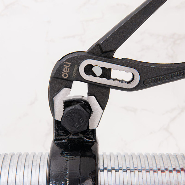 Изображение товара Клещи переставные Deli EDL2612Z (черный/красный)