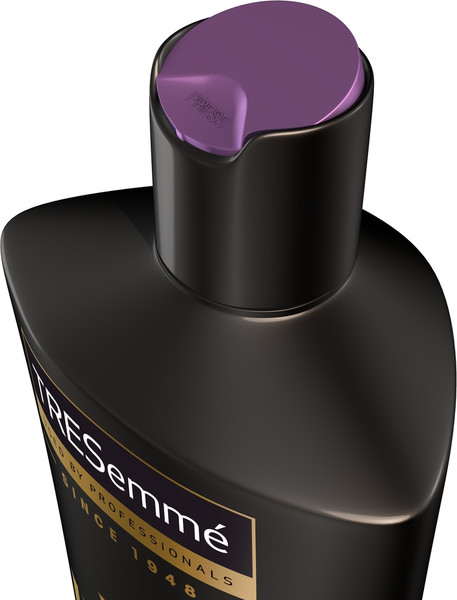 Изображение товара Шампунь для волос Tresemme Repair and Protect восстанавливающий (650мл)