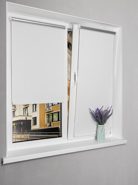 Изображение товара Рулонная штора Lm Decor Симпл Блэкаут LM 68-01 120x170 (белый)