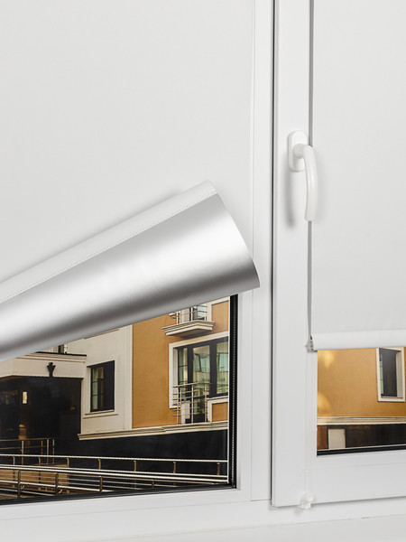 Изображение товара Рулонная штора Lm Decor Симпл Блэкаут LM 68-01 160x170 (белый)