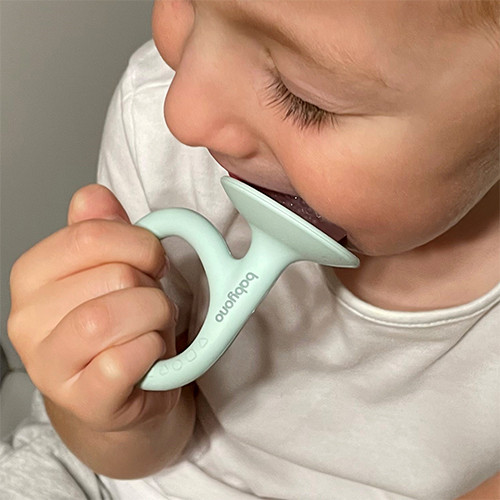 Изображение товара Прорезыватель для зубов BabyOno Улитка / 1597/02 (белый/голубой)