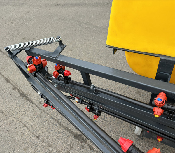 Изображение товара Опрыскиватель навесной Rossel 300P (полевой)