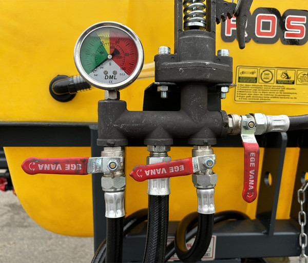 Изображение товара Опрыскиватель навесной Rossel 300P (полевой)