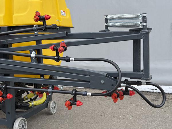 Изображение товара Опрыскиватель навесной Rossel 400P (полевой)