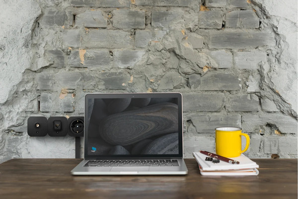 Изображение товара Розетка Legrand Quteo 782480 (черный матовый)