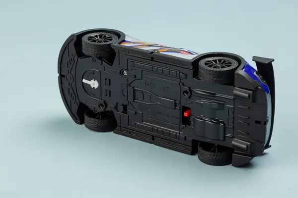 Изображение товара Игрушка на пульте управления Labalu PVC освещенный RC гоночный 4-канальный (желтый)