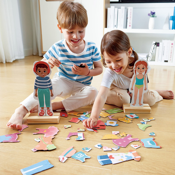 Изображение товара Развивающий игровой набор Hape Меняй наряд / E1651_HP