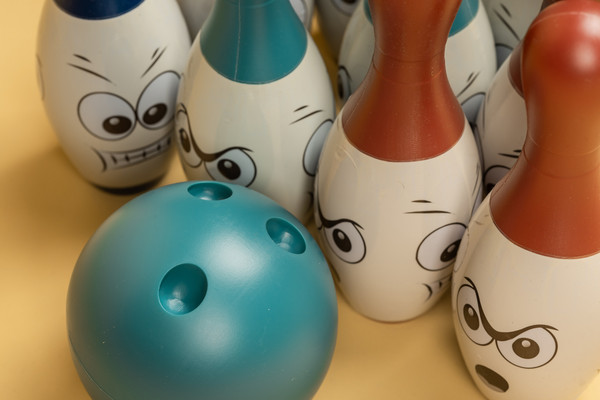 Изображение товара Боулинг детский Labalu 10 кеглей, 2 мяча