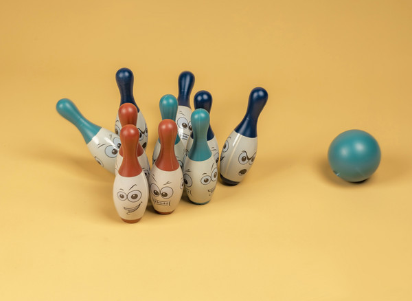 Изображение товара Боулинг детский Labalu 10 кеглей, 2 мяча