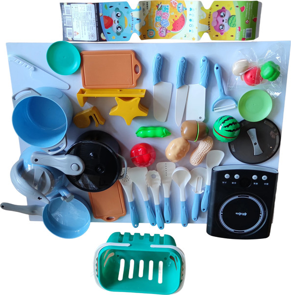 Изображение товара Кухонная плита игрушечная Labalu С индукционной плитой (42 предмета)