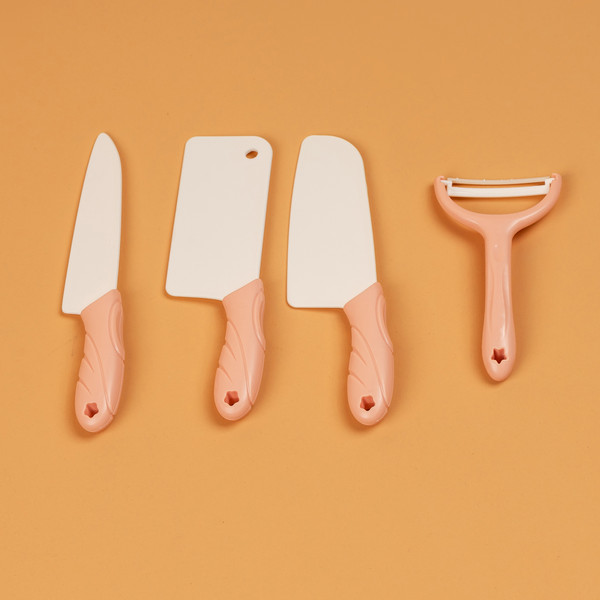 Изображение товара Набор игрушечной посуды Labalu Посуда и продукты (32пр)