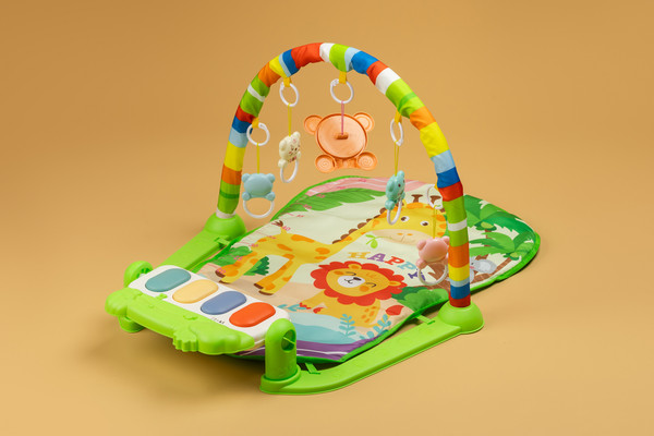 Изображение товара Развивающий коврик Labalu С зеркалом и жирафом прямоугольный (зеленый)