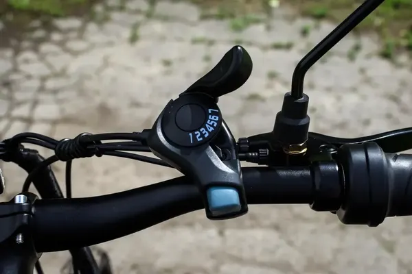 Изображение товара Электровелосипед AVM Intro 500 (синий)