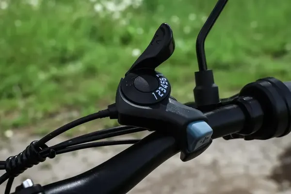 Изображение товара Электровелосипед AVM Intro 500 (синий)