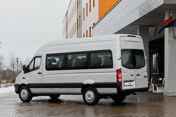 Изображение товара Пассажирский коммерческий автомобиль МАЗ 281040 (15+1)