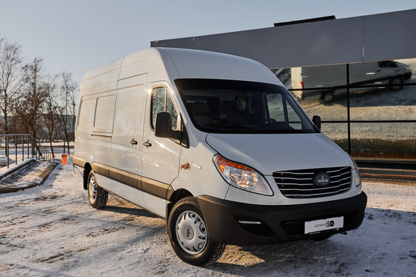 Изображение товара Грузовой коммерческий автомобиль МАЗ 365022-520-020