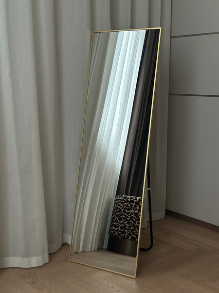 Изображение товара Зеркало Emze Напольное 37x115см в алюминиевой раме / DK.37.115.AUR (золото)