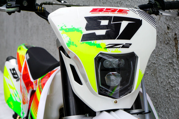 Изображение товара Мотоцикл BSE Z2 19/16 / B0Z2KA015GGH3 (Roqvi Green)