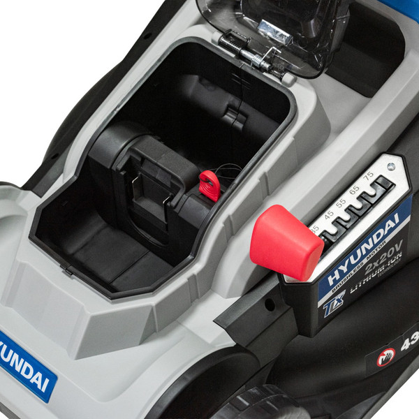 Изображение товара Газонокосилка аккумуляторная Hyundai HYL443iON