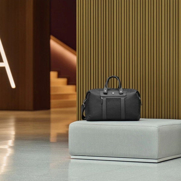Изображение товара Сумка дорожная Victorinox Architecture Urban 2 Compact Weekender / 653355 (черный)