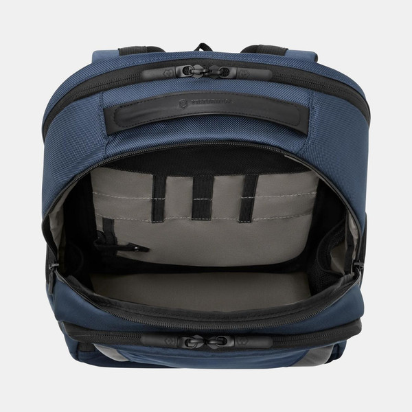 Изображение товара Рюкзак Victorinox Altmont Professional Essential Laptop / 653289 (синий)