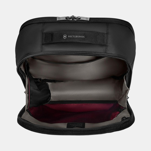 Изображение товара Рюкзак Victorinox Crosslight City Daypack / 612422 (черный)