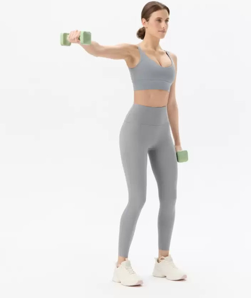 Изображение товара Гантель Starfit DB-106 (2.5кг, оливковый)