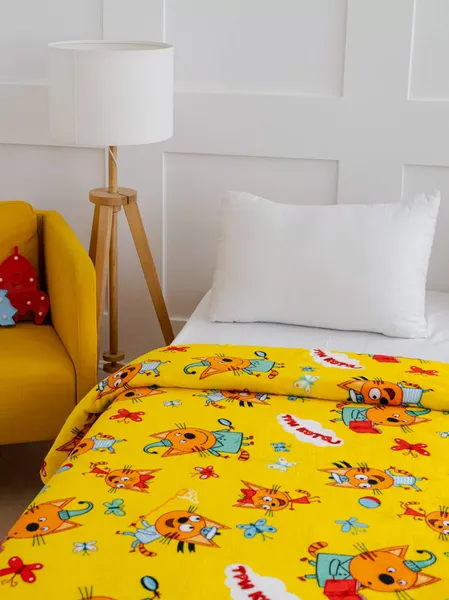 Изображение товара Плед Павлинка Три Кота желтый 150x100