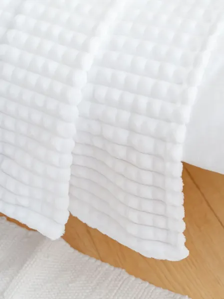 Изображение товара Плед Павлинка Skandi Кубики 150x100 (молочный)