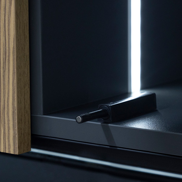 Изображение товара Механизм Push-to-Open AKS Магнитный накладной/врезной усиленный / 72 257 (черный)