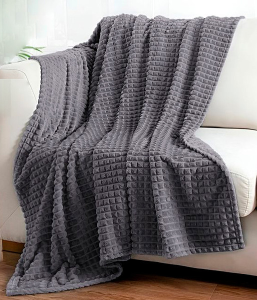 Изображение товара Плед Бояртекс Велсофт с тиснением 190гр Соты Графит 18-3905 (220x200)