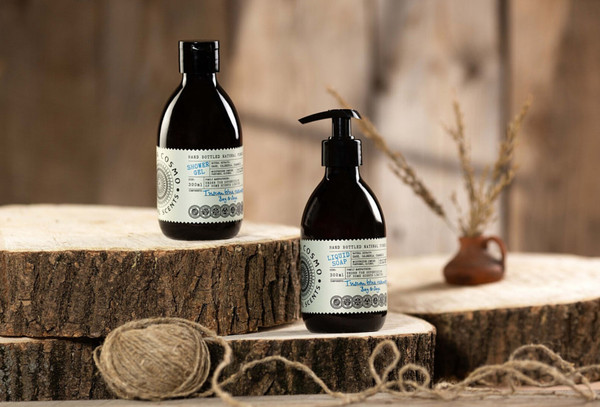 Изображение товара Гель для душа Eteria Cosmo Парфюмированный Розмарин лавр и шалфей ETC0530 (300мл)