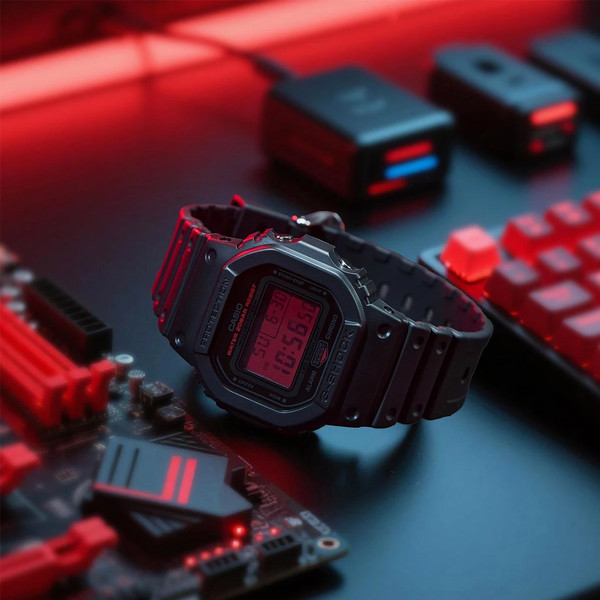 Изображение товара Часы наручные мужские Casio DW-5600BBR-1E