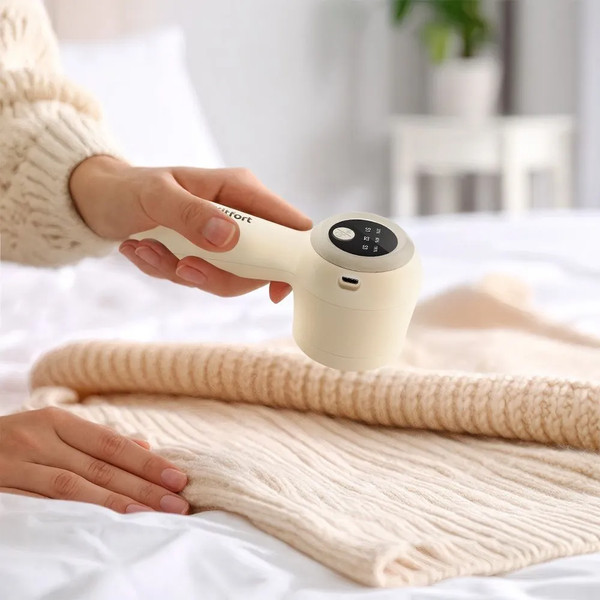 Изображение товара Машинка для удаления катышков Kitfort КТ-6479