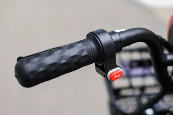 Изображение товара Электровелосипед AVM Delta One (красный)